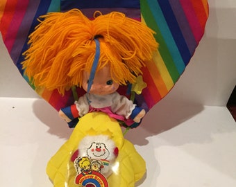 #8064 Vintage Mattel Rainbow Brite Geschenkset 23 cm Puppe, Twink Sprite & Wandbehang - in toller Form - MEGA RAR