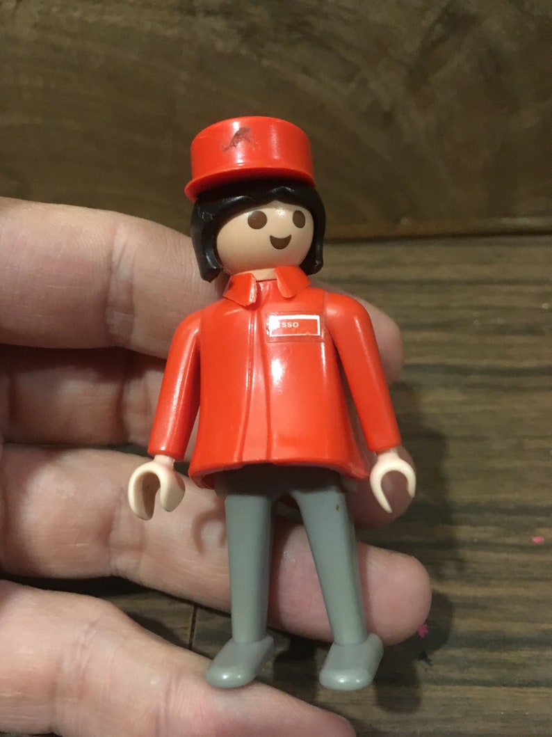 PLAYMOBIL FEMME ROUGE cheveux noirs Geobra 1974 EUR 4,00 - FR