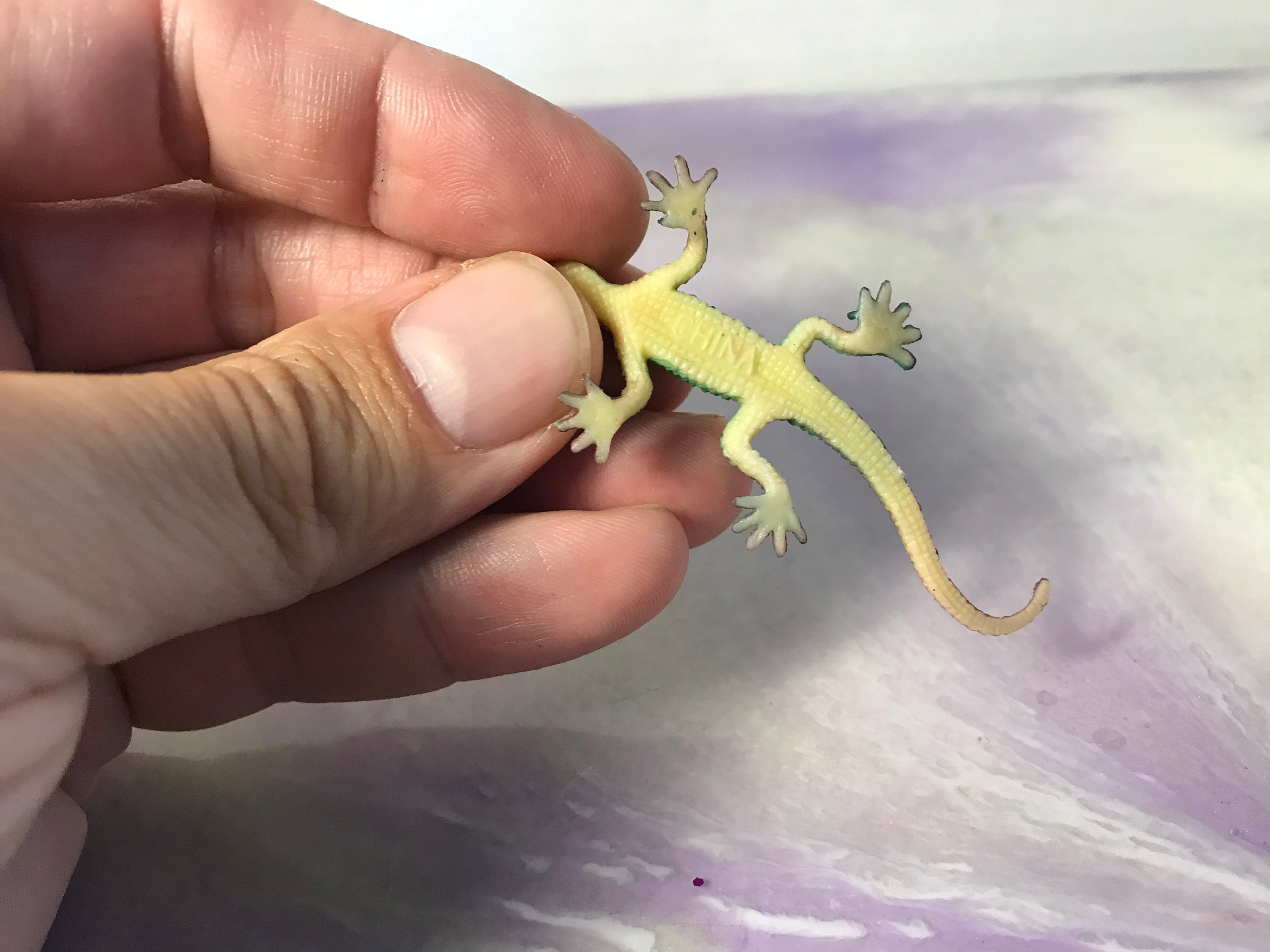 eidechse spielzeug Vintage Reptil Salamander Spielzeug PVC Mini Grüne und Lila Eidechse