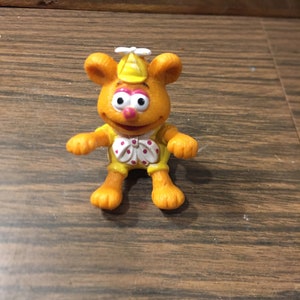 Vintage 1986 Muppet Babies Fozzie the Bear Standing PVC Figure Cake Topper 2 1/2 inches Rare Vintage Figure Lot 7