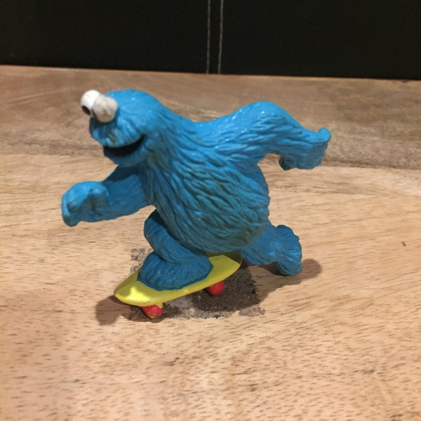 Vintage Applause Sesame Street Cookie Monster Skateboard Figure PVC Cookie Monster Cake Topper Rare Vintage Toy! Sesame Street figure! Lot 7