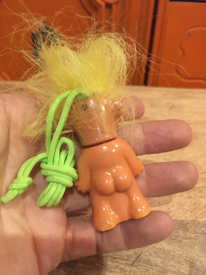 Vintage Troll Doll Yellow Hair Holds Bubbles Troll Vintage Rare 90/'s Treasure Trolls Nostalgia