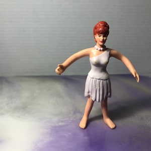 Vintage Flintstones WILMA FLINTSTONE Bendable Figure / Cake Topper ! Vintage Toy Rare 90's Nostalgia!