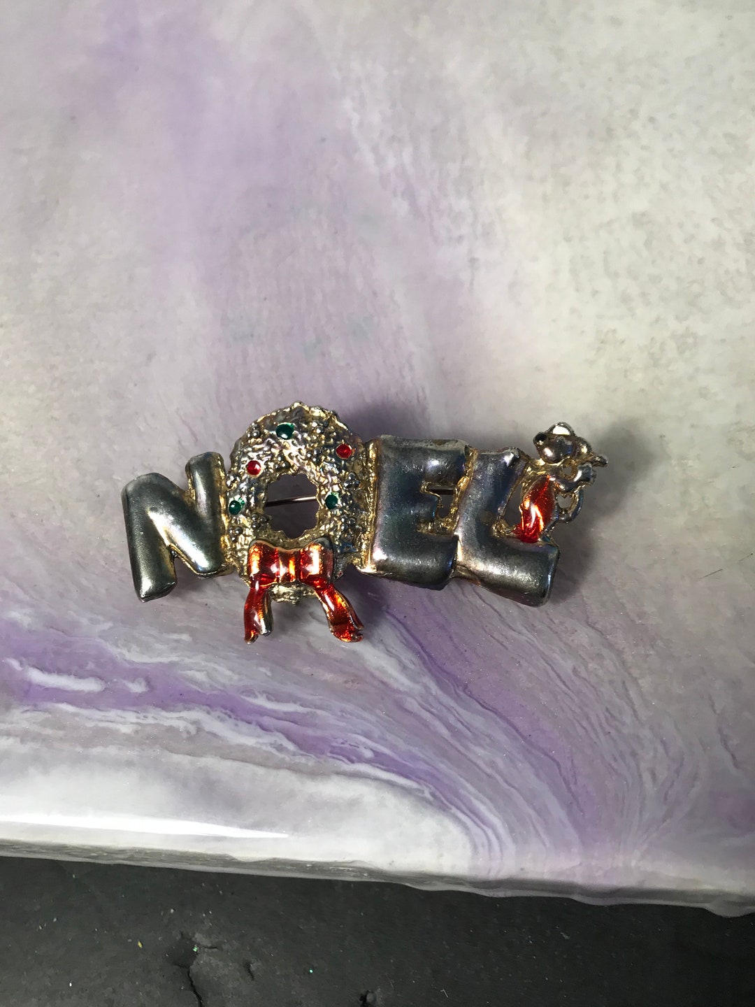 Vintage NOEL Christmas Themed Lapel Pin - Rare Vintage Collectors Lapel ...