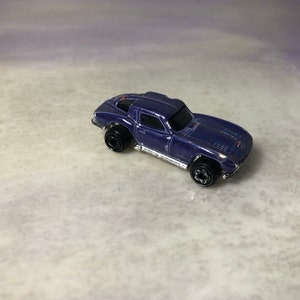 Vintage Hot Wheels Mini Micro Die Cast Car Toy - Super Cool 1980&#39;s Hot Wheels Mini Car Toy