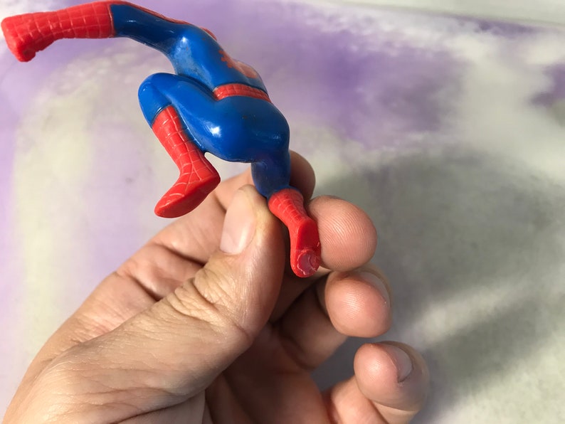Vintage 90's Spiderman Action Figure Cake Topper Rare Vintage Toy! Marvel Comics figure! image 4