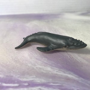 Vintage Made In China K&M Intl 1990's Bultrug Walvis