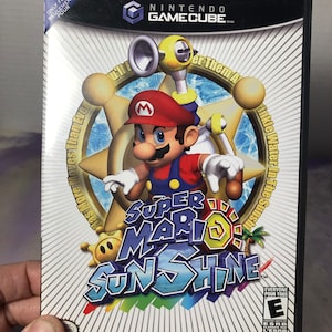 Vintage Nintendo Gamecube SUPER MARIO SUNSHINE Video Game Complete with Manual and Case Great Shape image 1