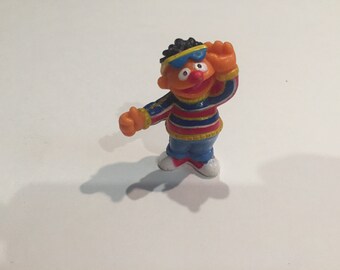 Vintage Sesame Street ERNIE Waving Figure PVC Cake Topper Rare Vintage Toy! Sesame Street figure! Lot 4