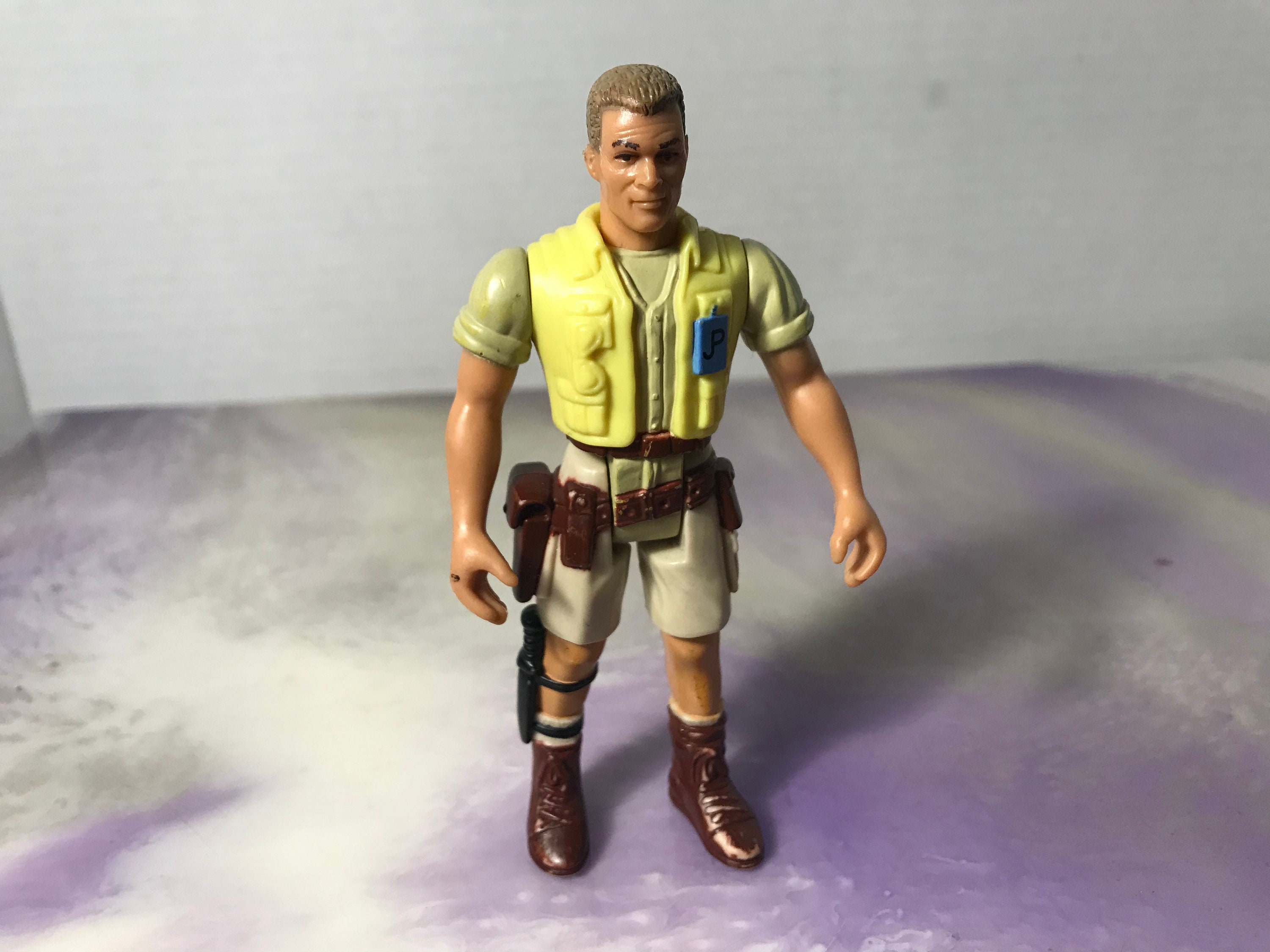 Robert muldoon action figure deals