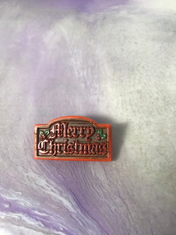 Vintage Merry Christmas Christmas Themed Lapel Pi… - image 1