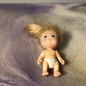Vintage 1990&#39;s TYCO Quints Doll - Blonde Girl - 90&#39;s Dollhouse Nostalgia