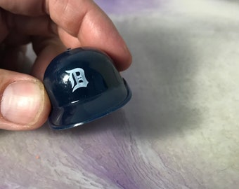 ヴィンテージ MLB ミニヘルメット自動販売機 おもちゃの野球ヘルメット