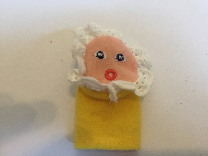 Vintage Finger Puppet! Felt Finger Puppet Baby With Bonnet- Rare ...