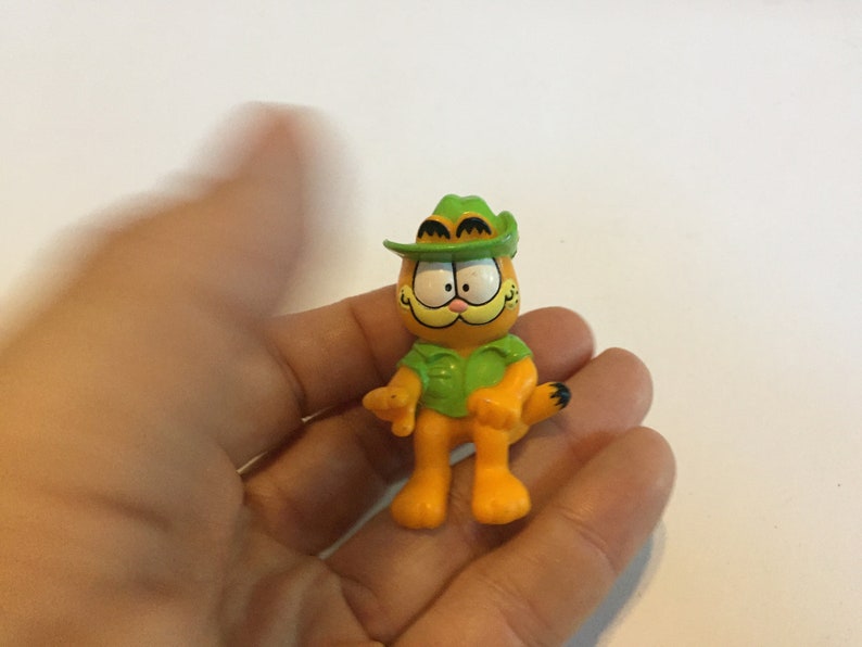 Vintage 1980/'s Garfield PVC Figure Safari Garfield MCDONALD/'S Vintage Happy Meal Toy Rare Nostalgia Lot 4