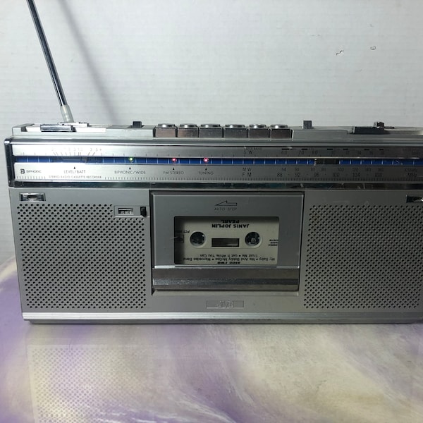 Vintage JVC RC-S5C Am/Fm Biphonic Radio Cassette Player Boombox Working Condition - Awesome!