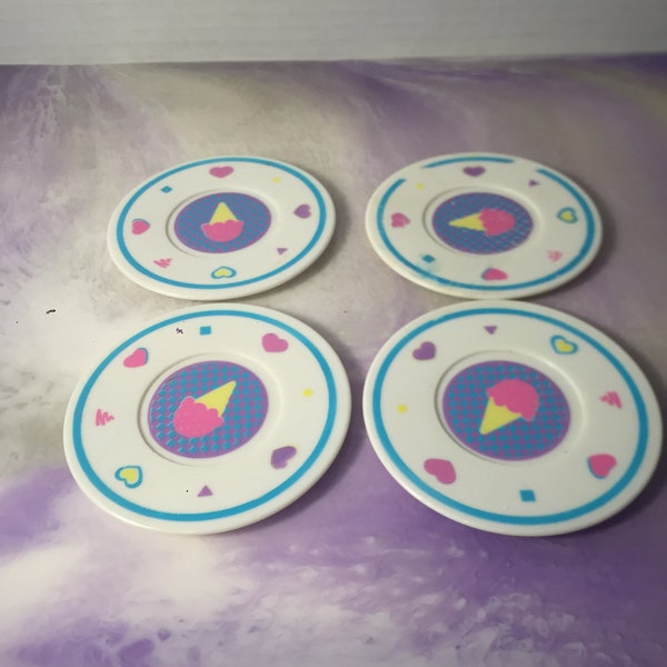 Vintage CDI Toys 1990's Fun With Food Styled Ice Cream Patterned Plate Set of 4!   Rare Nostalgie des années 1990