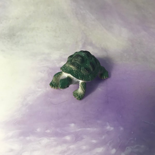 Vintage Made In China 1990's  Green TURTLE  - Vintage Marine Life PVC Figure - Cake Topper Toy