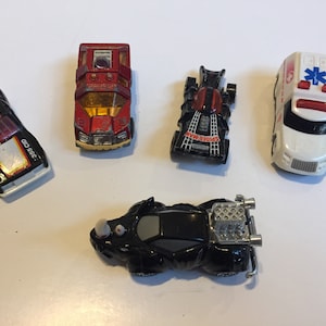 Vintage diecast Hot Wheels, luciferdoosje, willekeurig auto&#39;s uit de jaren 70, 80, 90, veel van 5 speelgoedauto&#39;s - vintage speelgoedauto&#39;s, veel 4