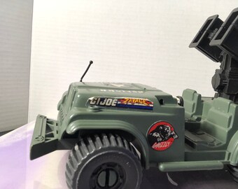 giジョー　ウィリスジープ Very Nice 1965 Hasbro GI Joe Official Five Star Jeep Combat