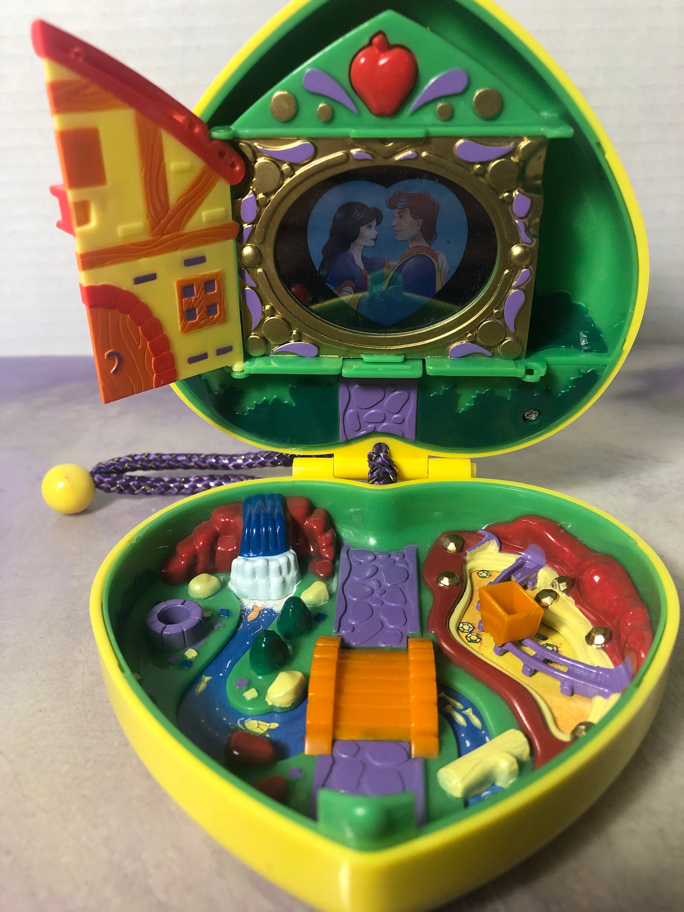 My Secret Fairy Tales Snow White- Prime Time Pocket Toy Used