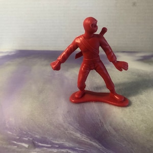 Vintage Greenbrier International Action Figure Ninja Martial Arts Toy Red Cake Topper Figure - 90&#39;s Toy