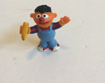 Vintage Sesame Street ERNIE with Corn Figure PVC Cake Topper Rare Vintage Toy! Sesame Street figure!