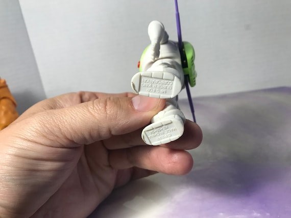 Vintage Disney Pixar Toy Story - Action Figure - 4 Inch Buzz