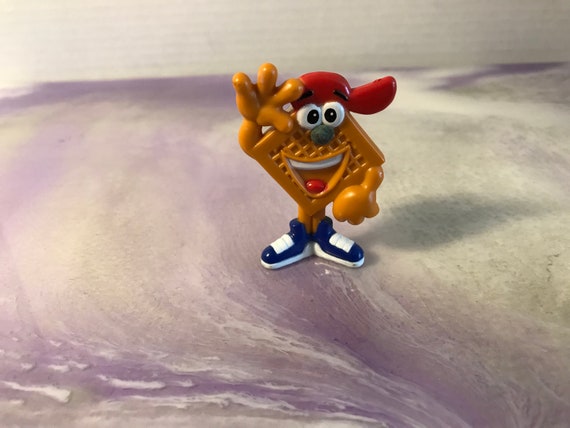 Vintage Nabisco Canada Shreddies Eddie Cereal Premium Mascot 1993