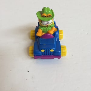 Vintage 1980&#39;s Garfield 4x4 PVC Figure! Nostalgia MCDONALD&#39;S Vintage Happy Meal Toy Rare Nostalgia