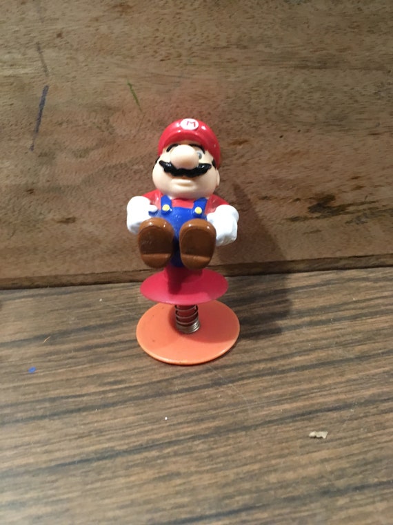 Vintage 1989 Super Mario Brothers Mario Spring Loaded Toy Raccoon