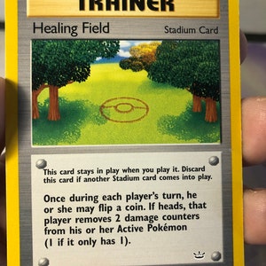 Vintage Pokemon Trading Card Game 1999 Healing Field Trainer 61/64 / Neo Revelation Set / Raro NON-HOLO / Pokemon WOTC - Usato con