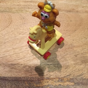 Vintage 1986 Muppet Babies Fozzie Bear and Rocking / Rolling Horse!  PVC Figure Cake Topper 2 1/2 inches Rare Vintage Figure