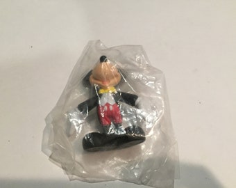 Vintage Disney Mickey Mouse in Tuxedo PVC Figure Brand NEW Toy/Cake Topper - Mickey Mouse!