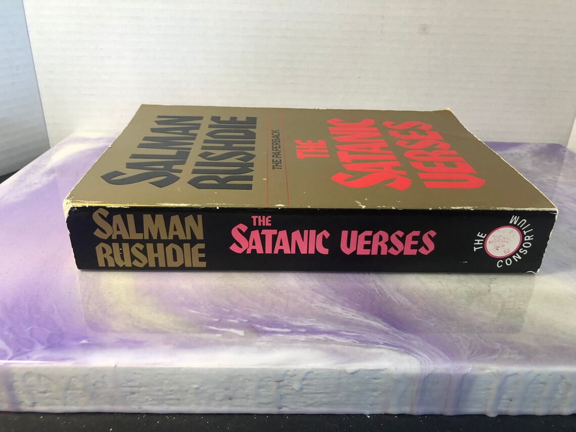 salman rushdie book the satanic verses salman rushdie book the satanic verses