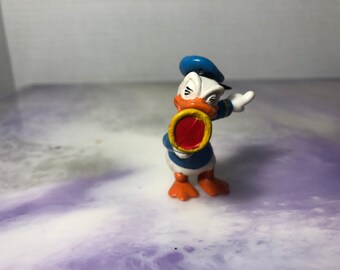 Vintage Applause Disney Donald Duck Yelling Into Megaphone PVC Figure Toy/Cake Topper - Mickey Mouse!