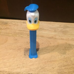 Vintage Pez Dispenser - Donald Duck - Disney Vintage Merchandise! Rare Vintage Toy Lot 2