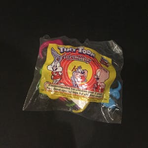 Vintage Rare 1998 Tiny Toons Adventures Wendy&#39;s Kids Meal Toy - Connect the Bunnies - New in Package! Awesome Cake Topper / Toy