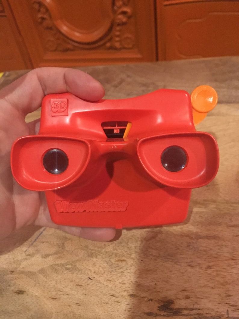 Vintage 3D VIEW MASTER Red Orange 1980/'s Stereoscope Viewer Rare Vintage Toy Lot 7