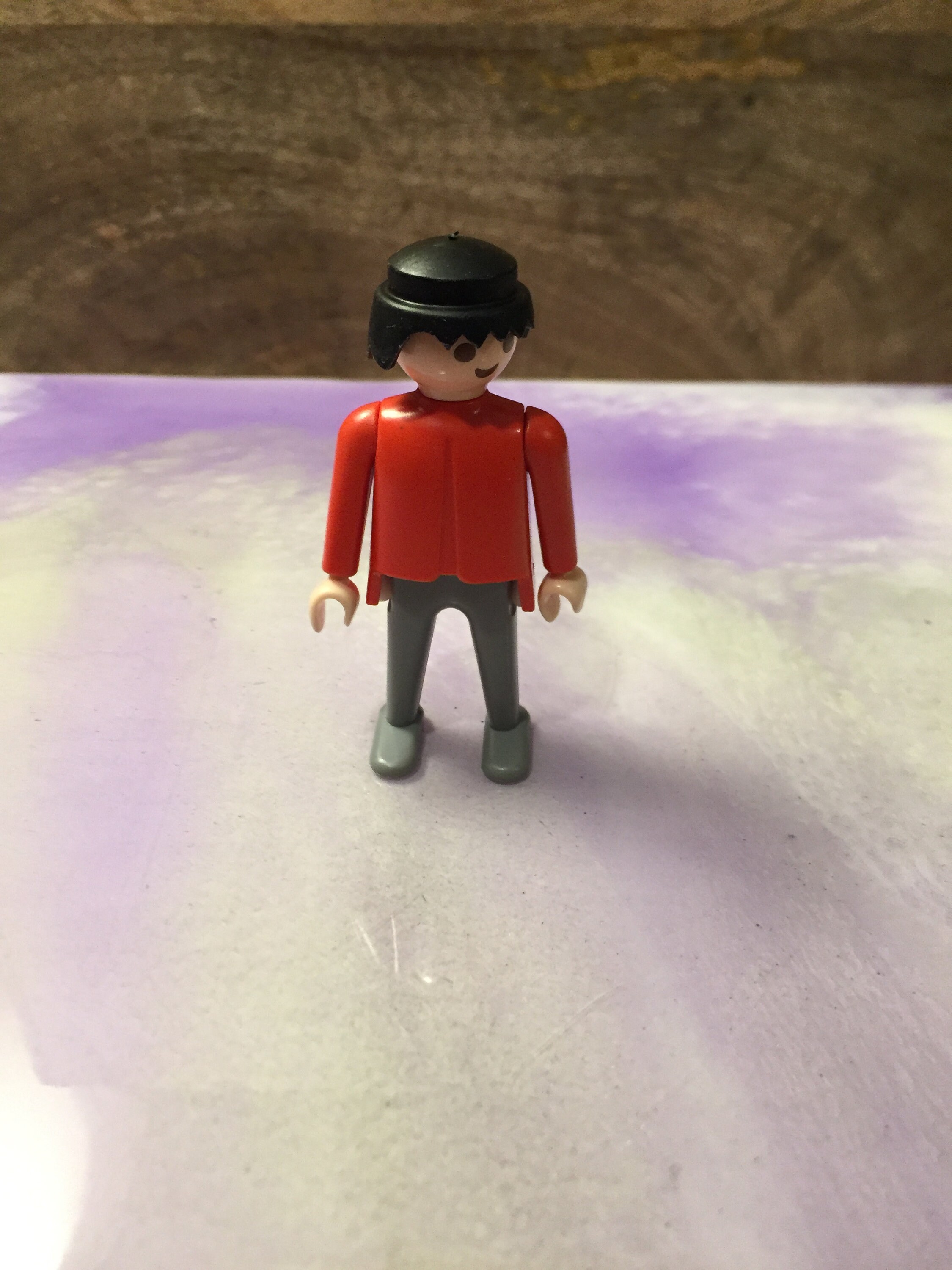 Playmobil Vintage Rouge Pastel – 1974 – Rare Personnage