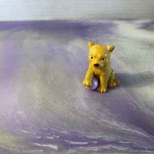 Vintage 1990&#39;s Kitty in my Pocket PVC Miniature Figure Vintage Cake Topper! Used Played With Figure