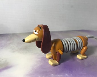 slinky dog cake
