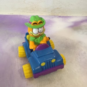 Vintage 1980&#39;s Garfield 4x4 PVC Figure! Nostalgia MCDONALD&#39;S Vintage Happy Meal Toy Rare Nostalgia
