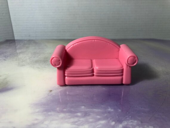 Vintage 2024 pink couch