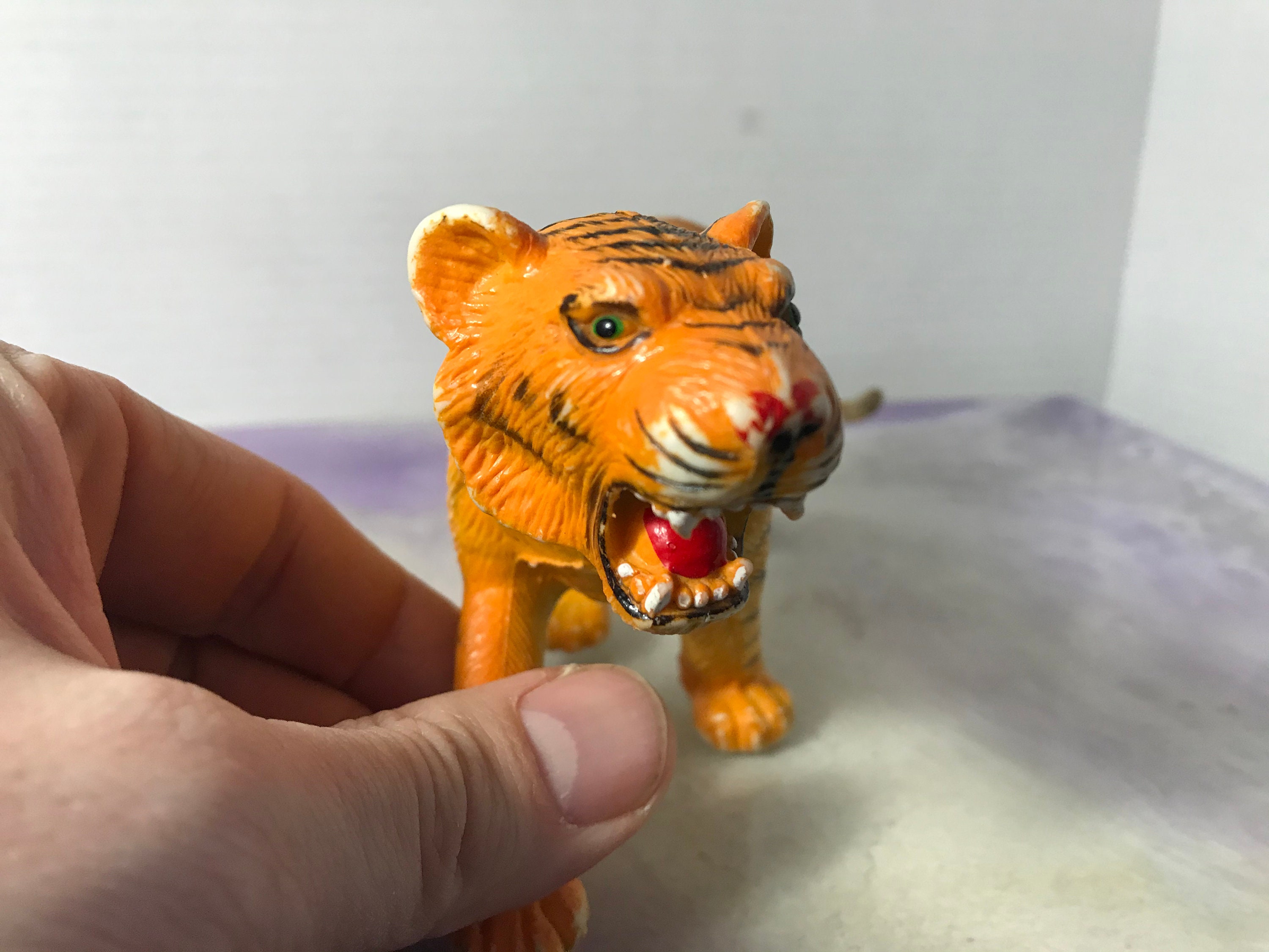 【全商品オープニング価格 特別価格】 China in Made Vintage PVC Tiger Rubber Large Toy Tiger 工芸品