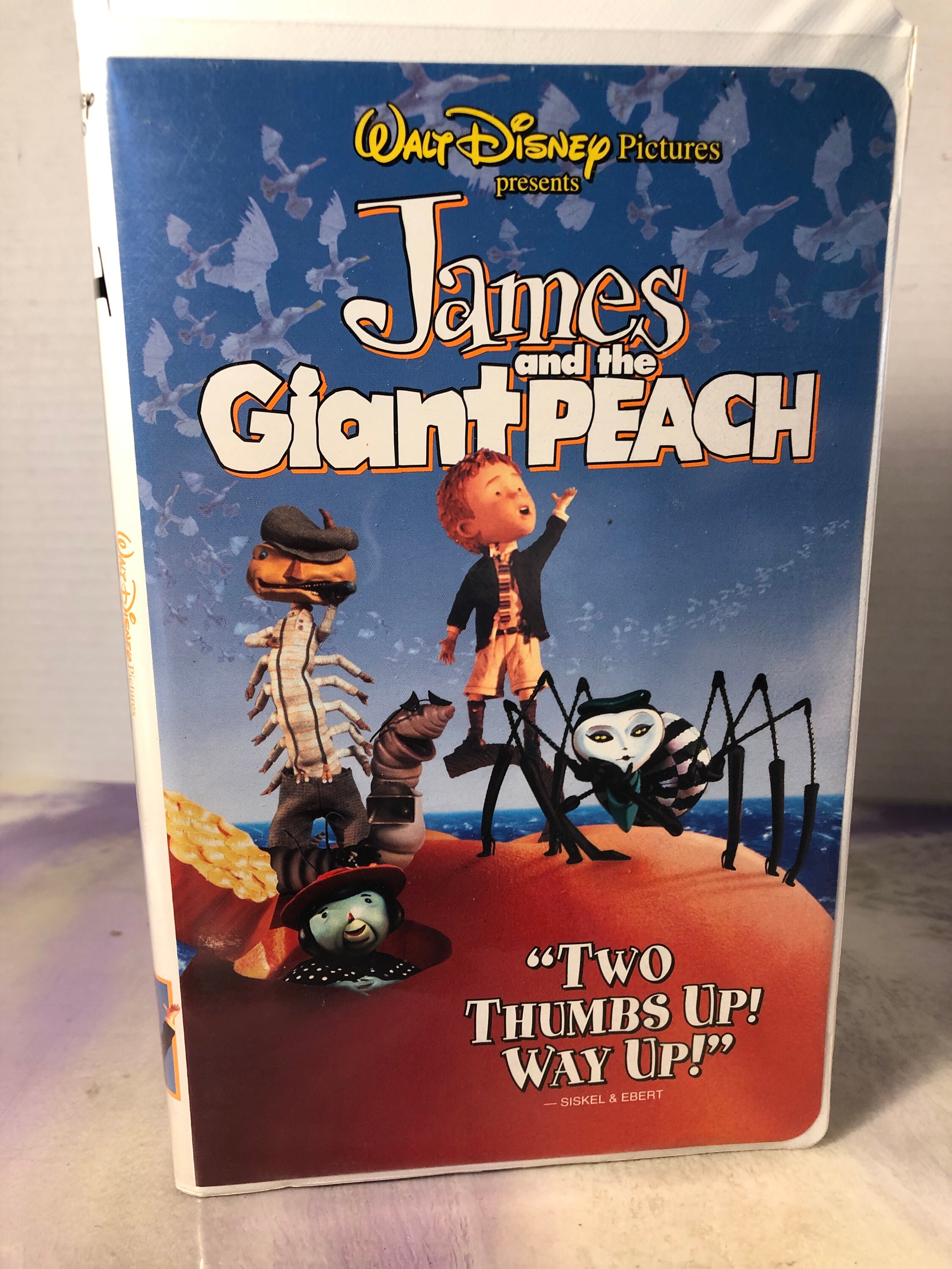 Walt Disney's Classic VHS - James and the Giant Peach - Original