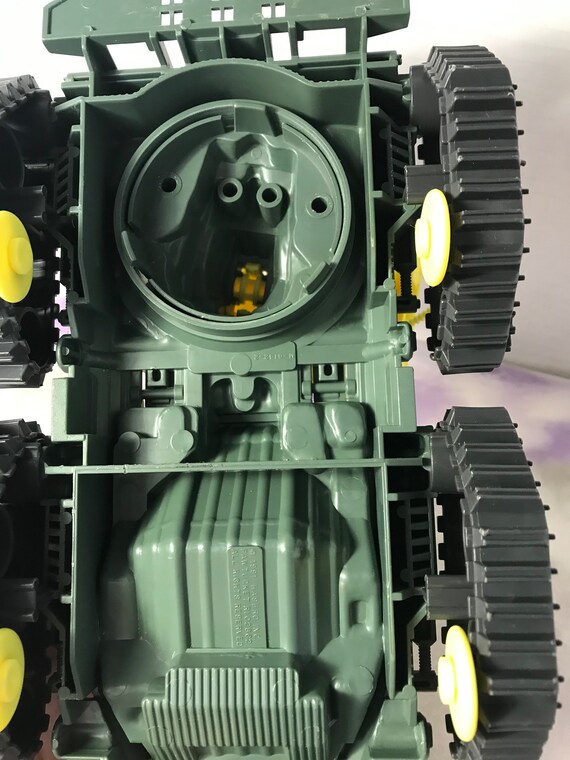 Vintage GI Joe 1993 Street Fighter 2 Guile Sonic Boom Tank