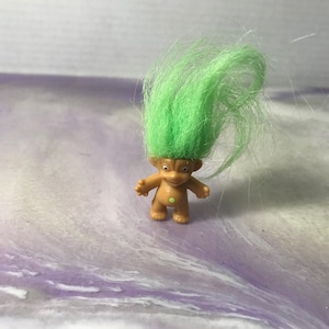 Vintage Russ Troll Mini Troll Grünes Haar Vintage Troll - Seltene 90er Jahre Treasure Trolls Nostalgie