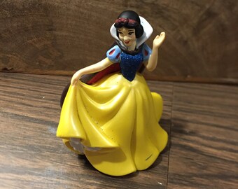 1960 年代のディズニー白雪姫と七人の小人のフィギュア - ディズニー