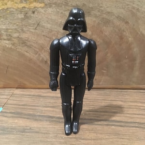 Star Wars Vintage 1977 LFL Kenner Action Figure Darth Vader - A New Hope Rare Vintage Figure - Star Wars Vintage